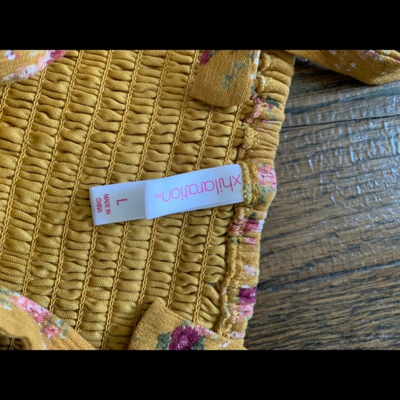 Mustard yellow dress - Picture 7 of 8